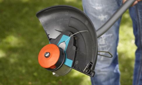 Gardena PowerCut Li 40/30 Akku Trimmer ohne Akku für 79,89€ (statt 90€)