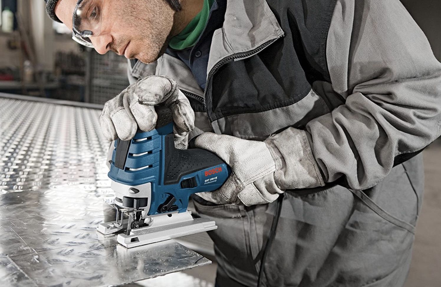 Bosch Professional Stichsäge GST 150 CE ohne Schlauch inkl. Koffer für 129€ (statt 149€)