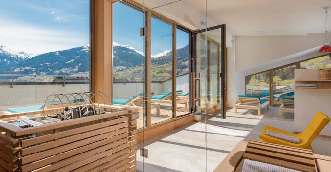 3 ÜN im Salzburger Land im 4* Hotel Blü inkl. HP & Wellness ab 233,50€ p.P.