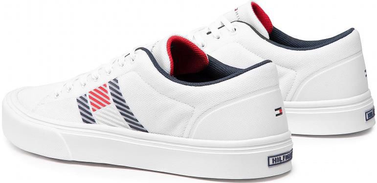 Tommy Hilfiger   Lightweight Stripes Knit Sneaker in weiß für 46,80€ (statt 65€)