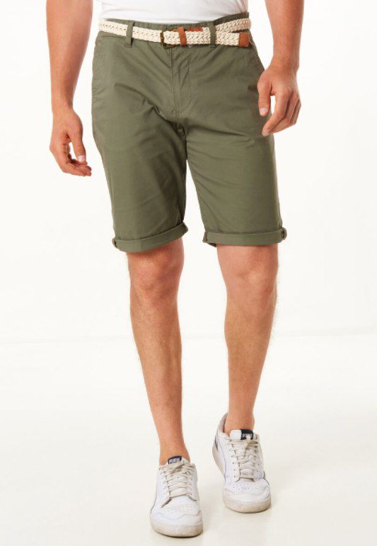 3er Pack Esprit Bermuda Shorts mit Flechtgürtel für 62,97€ (statt 91€)