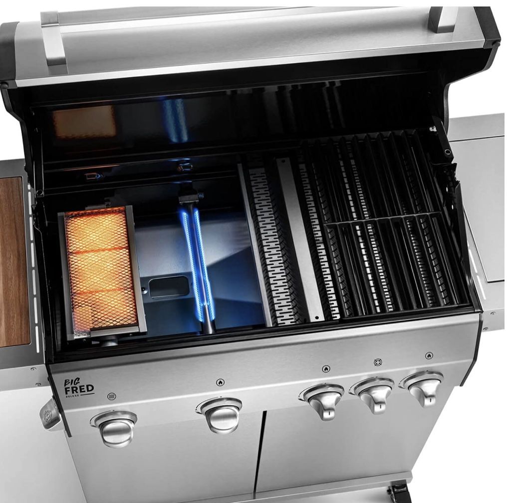 BURNHARD Gasgrill Big Fred Deluxe mit Keramikbrenner & Kochfeld für 561,75€ (statt 705€)