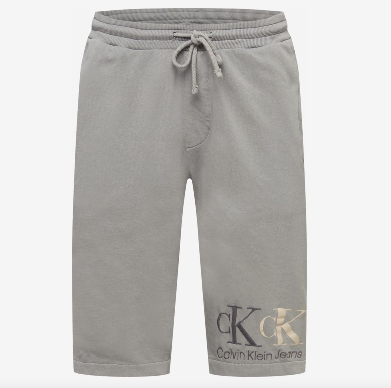 Calvin Klein 90S Double Monogram HWK Short aus Bio Baumwolle für 39,95€ (statt 80€)
