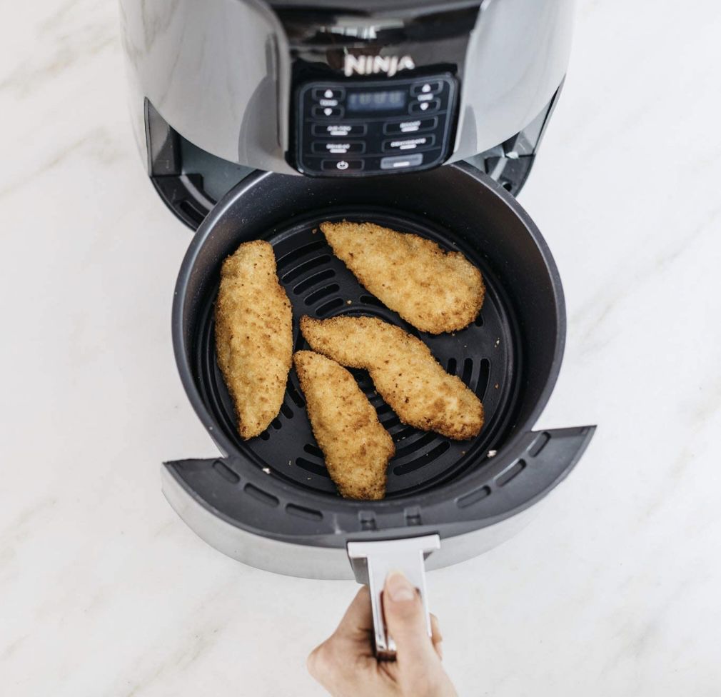 🍟 Ninja AF100EU Heißluftfritteuse mit Temperaturregelung für 76,49€ (statt 99€)
