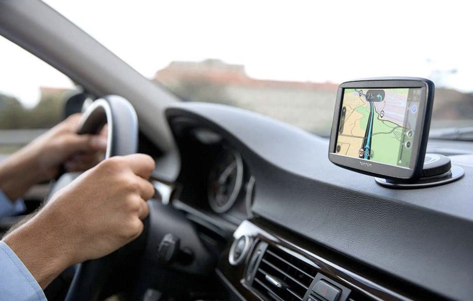 TomTom VIA 62 EU Navigationsgerät mit Etui für 95,90€ (statt 136€)