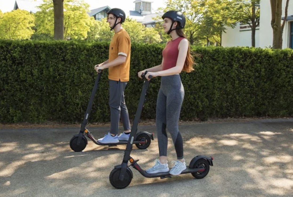 Ninebot KickScooter E25D Powered by Segway mit Straßenzulassung für 329,81€ (statt 460€)