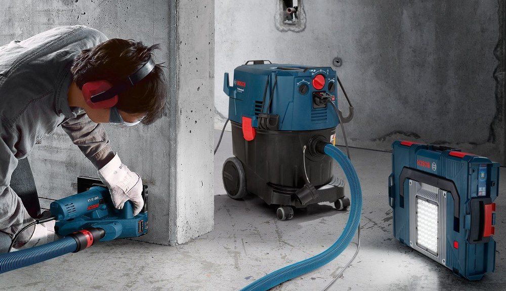 Bosch Industriestaubsauger GAS 35 M AFC mit Bodendüsen Set für 459,89€ (statt 569€)