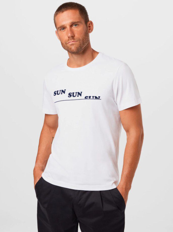 s.Oliver Shirt in Weiß (sowie Blau nur Größe M) für 8,99€ (statt 11€)