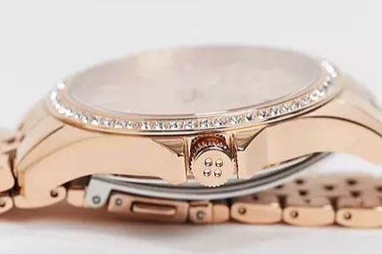 Ted Baker Nicolya Damen Armbanduhr mit rotgoldenem Zifferblatt für 123,45€ (statt 177€)