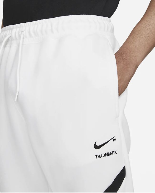 Nike Sportswear Swoosh Tech Fleece Herrenhose 59,97€ (statt 100€)