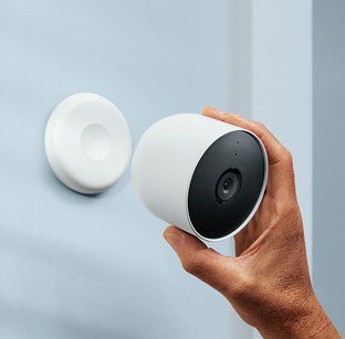 2er Pack Google Nest Cam (Akku) + Nest Hub (2nd Gen) für 319,95€ (statt 369€) + 6 Monate Spotify