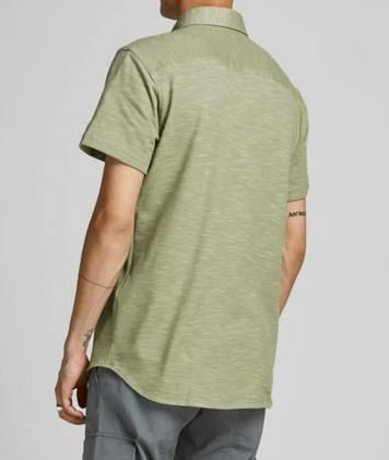 JACK & JONES Hemd Montana in oliv für 16,79€ (statt 35€)