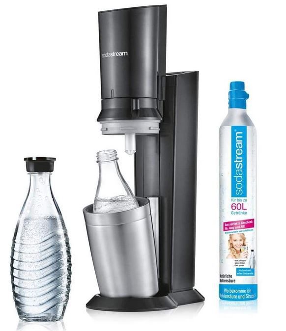 SodaStream Crystal 2.0 + 2 Glaskaraffen & Zylinder für 49,99€ (statt neu 80€)   B Ware