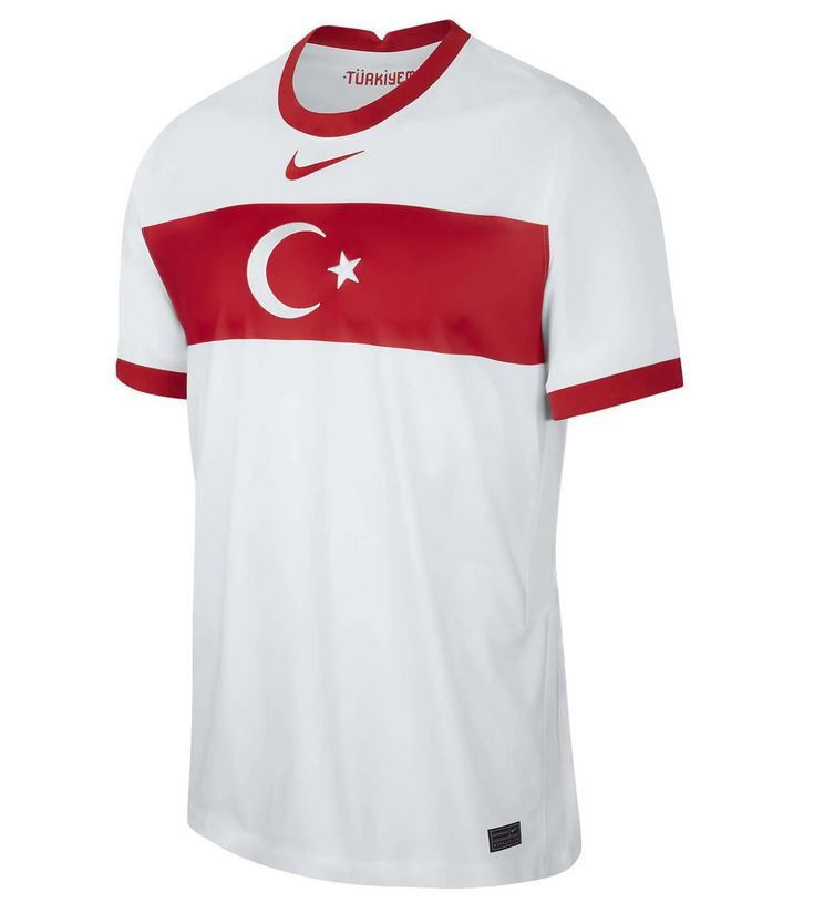 Nike Kinder Trikot Portugal und Türkei für je 12,89€ (statt 30€)