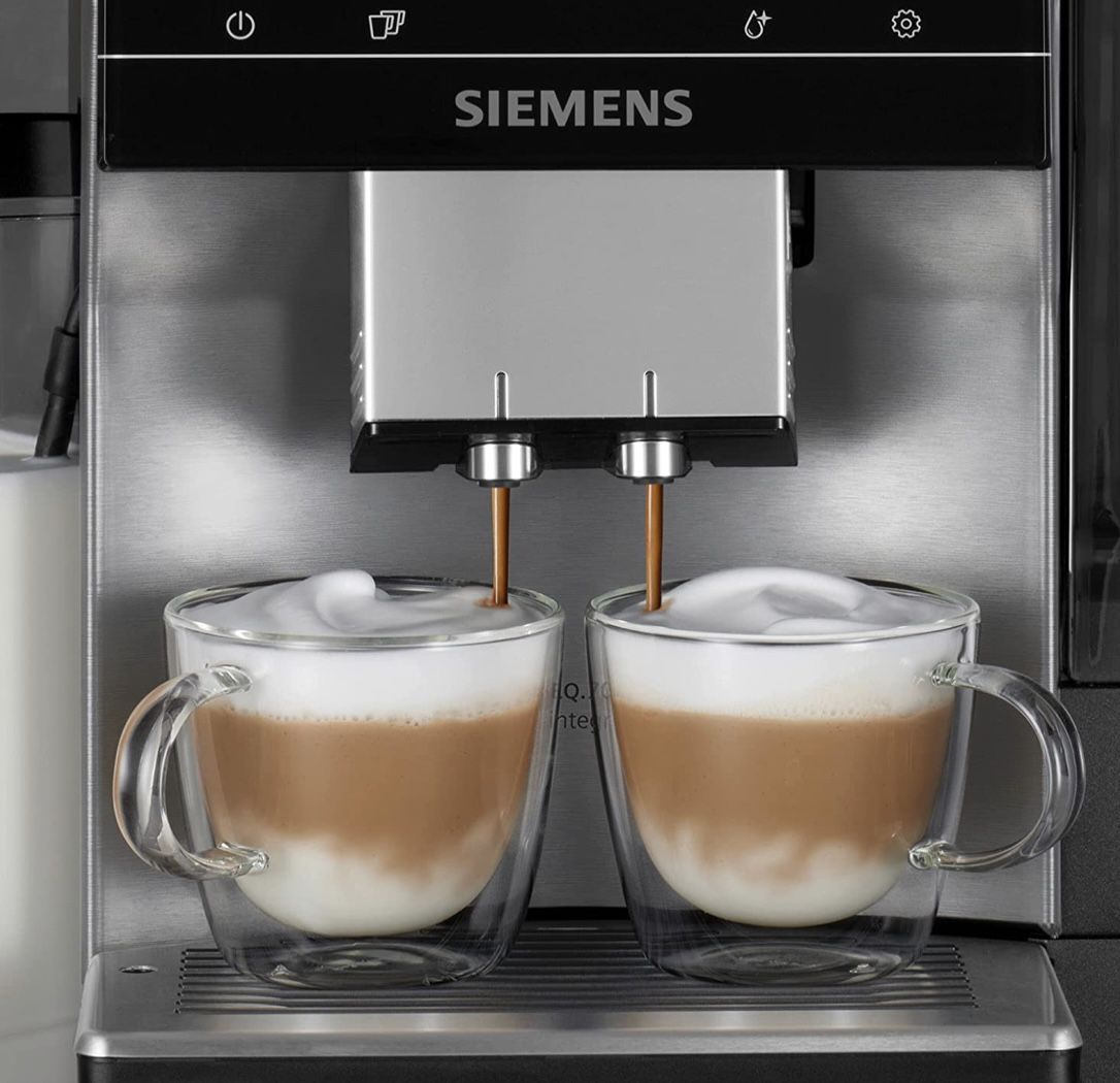 SIEMENS TQ703D07 EQ.700 integral Kaffeevollautomat für 923,49€ (statt 1.099€)