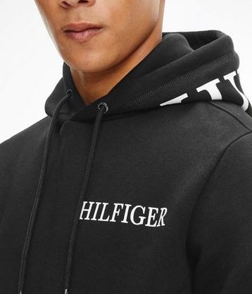 Tommy Hilfiger Logo on Hood Hoodie für 50,99€ (statt 80€)   Neukunden 35,99€