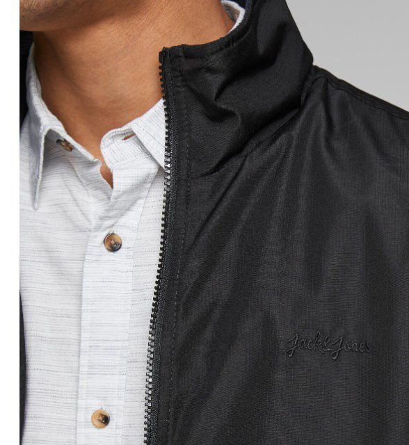 Jack & Jones Originals Harrington Jacke in Schwarz für 26,39€ (statt 33€)