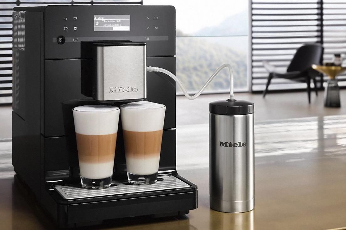 Miele CM 5400 Kaffee Vollautomat in Schwarz für 703,99€ (statt 799€)