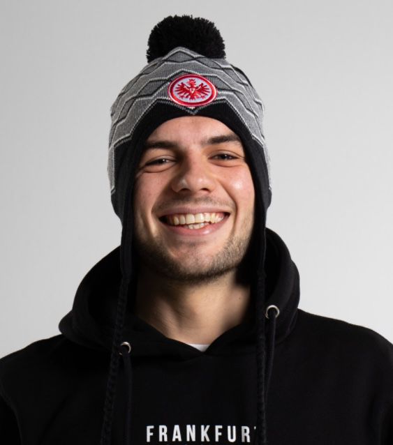 Eintracht Frankfurt Norweger Beanie mit Logo für 9,90€ (statt 25€)