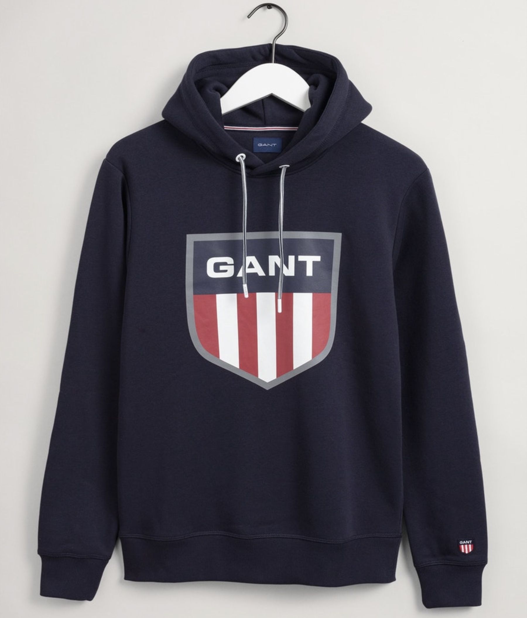 GANT Retro Shield Sweat Hoodie in 4 Farben für je 63,71€ (statt 86€)