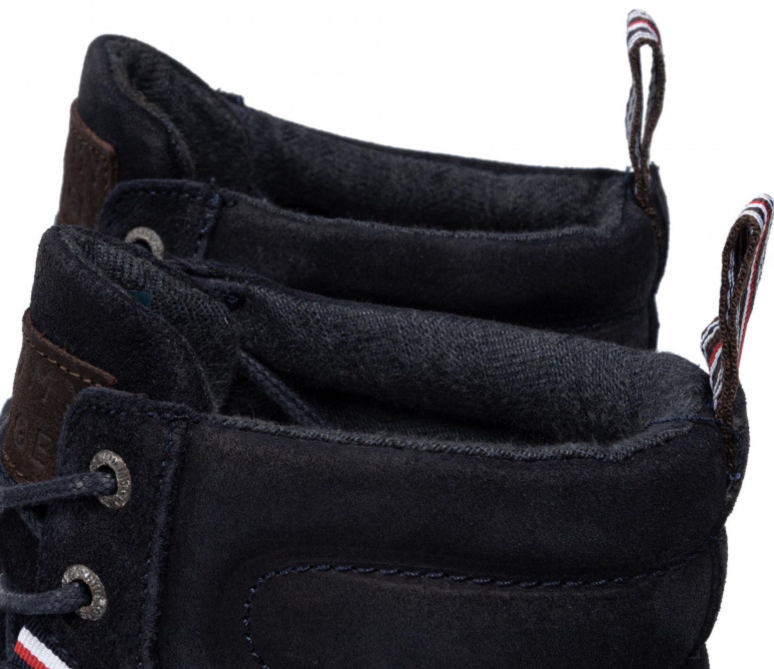 Tommy Hilfiger Elevated Suede Outdoor Cleat Boots aus Wildleder für 63,96€ (statt 89€)