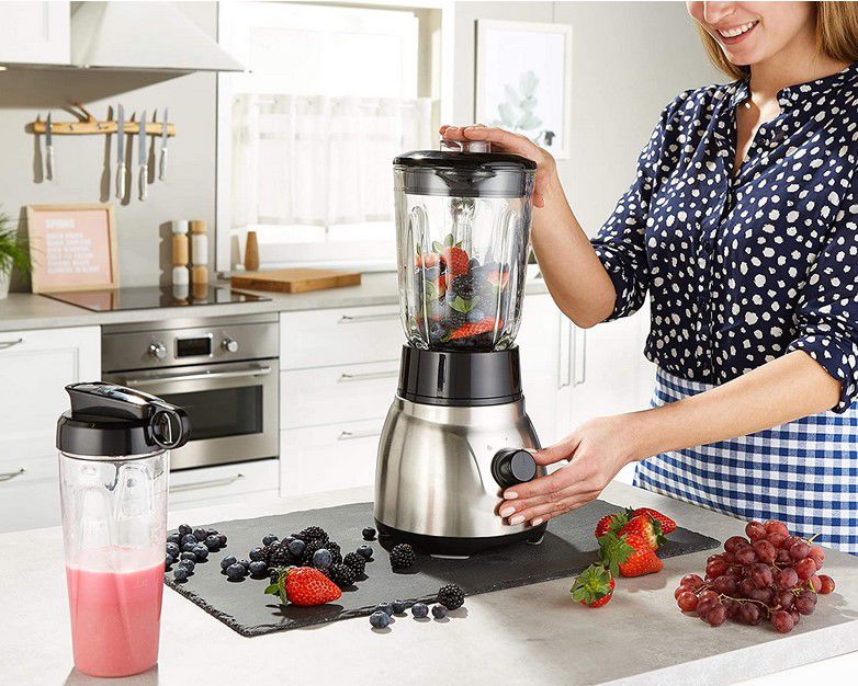 Russell Hobbs 2 in 1 Glas Standmixer für 49,99€ (statt 61€)