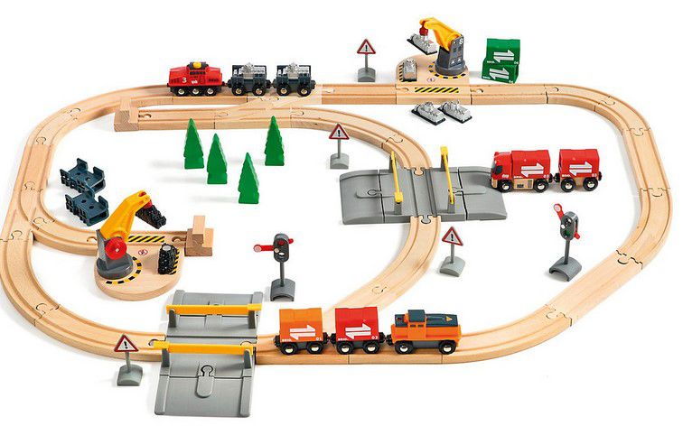 BRIO 33165 Großes Güterbahnhofset  für 53,94€ (statt 84€)