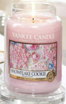 Yankee Candle Duftkerze Snowflake Cookie im Glas   bis zu 150 Stunden Brenndauer ab 19,99€ (statt 27€)   Prime