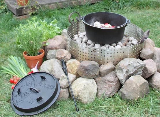 Petromax ft9 Dutch Oven mit Füßen für 79,90€ (statt 91€)