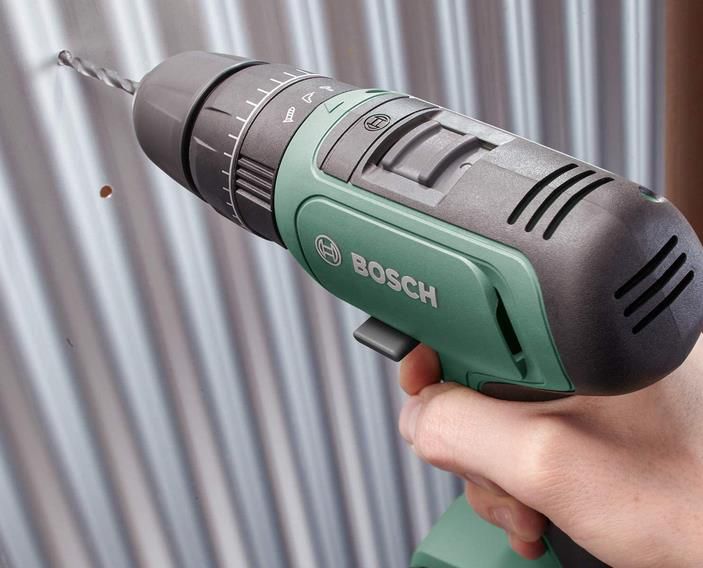 Bosch UniversalImpact 18 Akku Schlagbohrschrauber für 50,94€ (statt 55€)