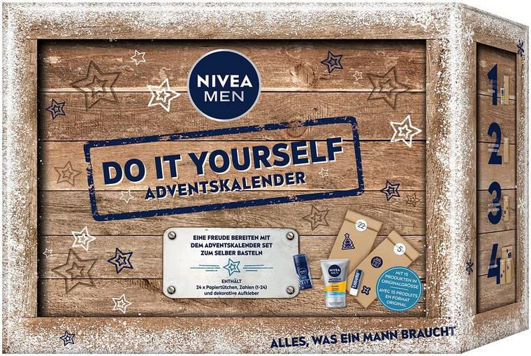 NIVEA MEN Adventskalender 2021 mit ausgewählten Pflegeprodukten & Accessoires für 29,99€ (statt 44€)