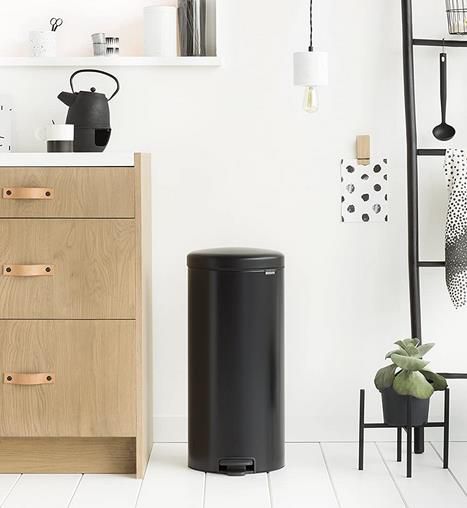 Brabantia 114540 Treteimer mit Inneneimer aus Kunststoff 30L für 49,99€ (statt 60€)