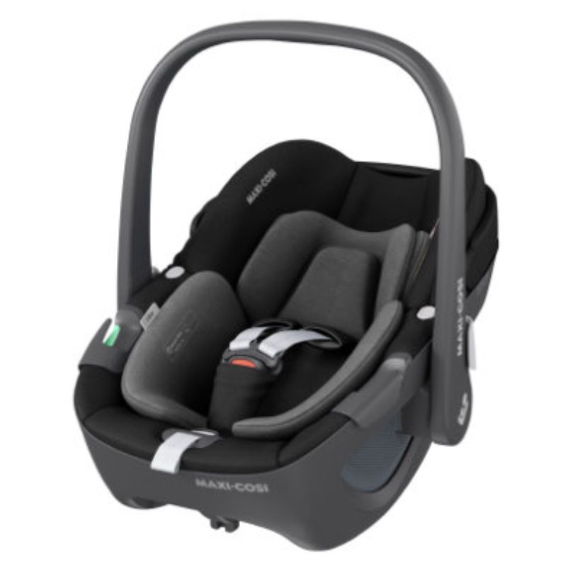 Maxi Cosi Babyschale Pebble 360 in Essential Black für 202,39€ (statt 242€)