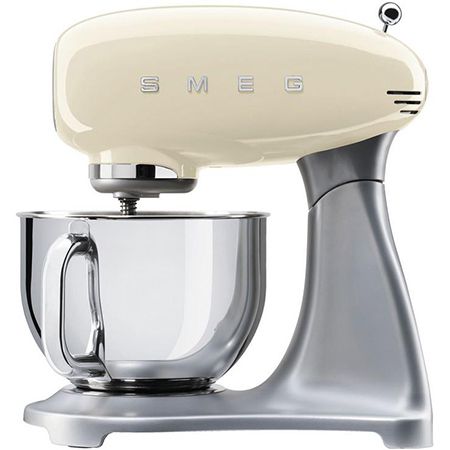 🧈 SMEG „SMF02CREU“ 50’s Style Küchenmaschine in Creme für 249€ (statt 338€)