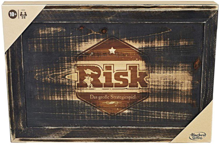 Brettspiel Risiko Rustic   Holz Edition für 39,71€ (statt 57€)