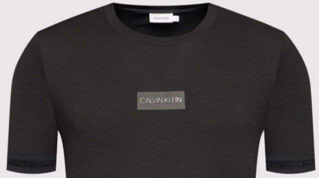 Calvin Klein Herren T Shirt aus Bio Baumwolle in Schwarz für 28,79€ (statt 37€)