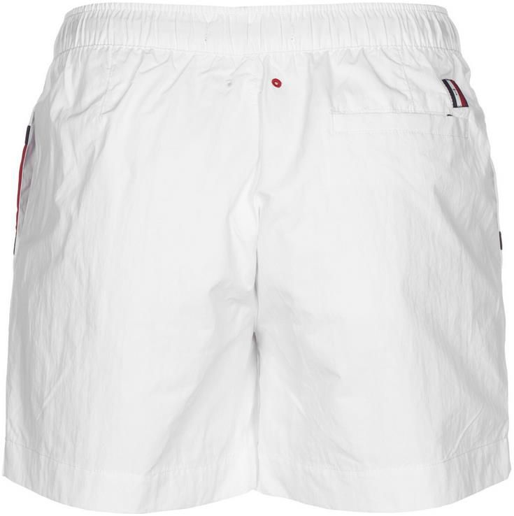 Tommy Hilfiger Drawstring Herren Badeshorts in S und XL für 32,24€ (statt 43€)