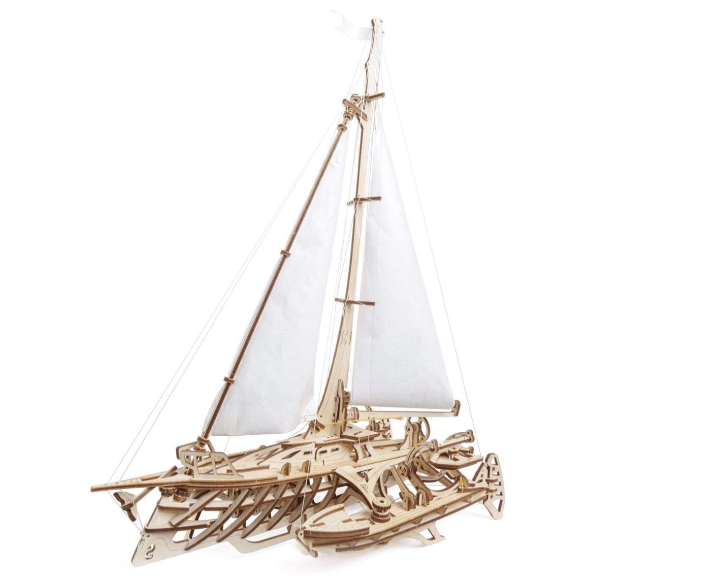 Ugears Modellbau Segelschiff Trimaran Merihobus aus Holz für 28,68€ (statt 48€)