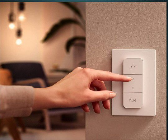 2x Philips Hue Wireless Dimmschalter V2 für 25,48€ (statt 34€)