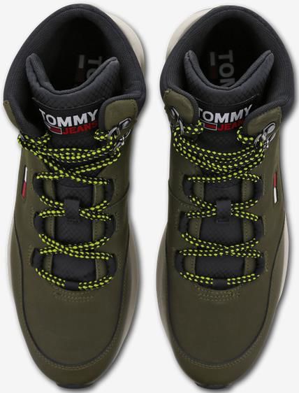 Tommy Jeans   Herren Hybrid Boots in Army Green für 89,99€ (statt 136€)