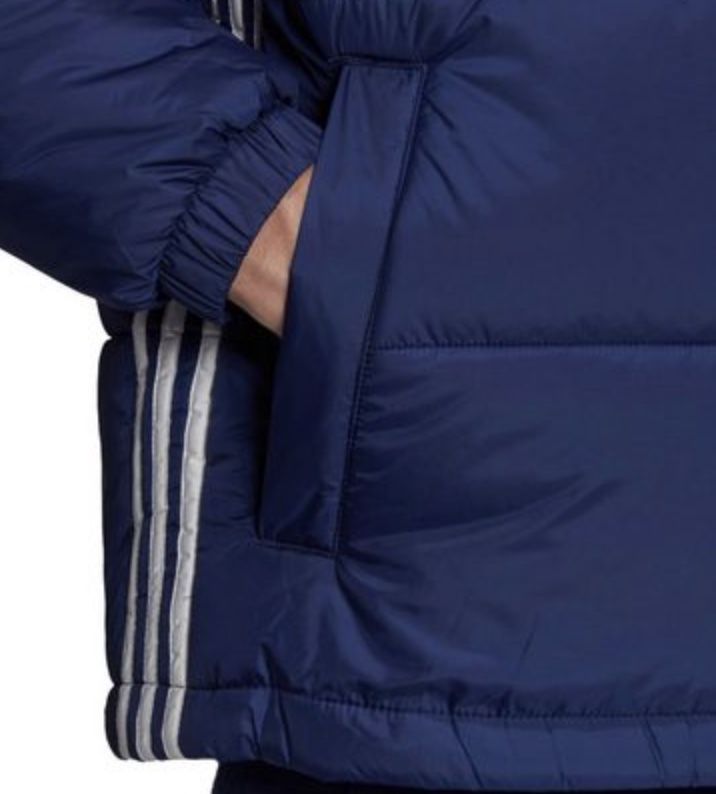 adidas Padded Hooded Puffer Winterjacke ab 43,99€ (statt 70€)   Neukunden nur 28,99€