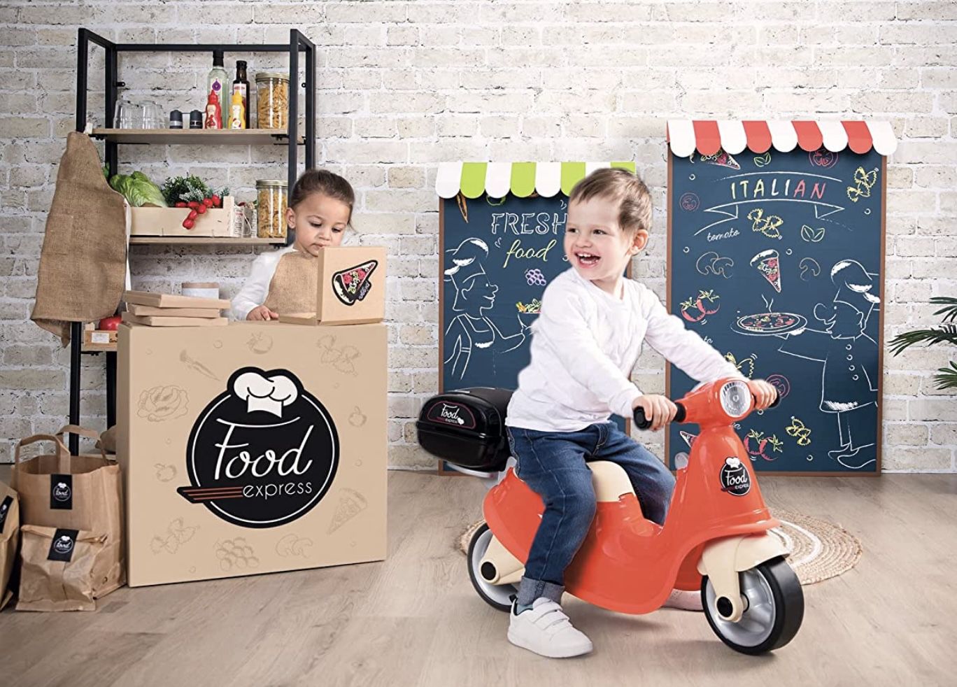 Smoby Laufrad   Scooter Food Express mit mechanischem Zündschlüssel für 28,24€ (statt 44€)