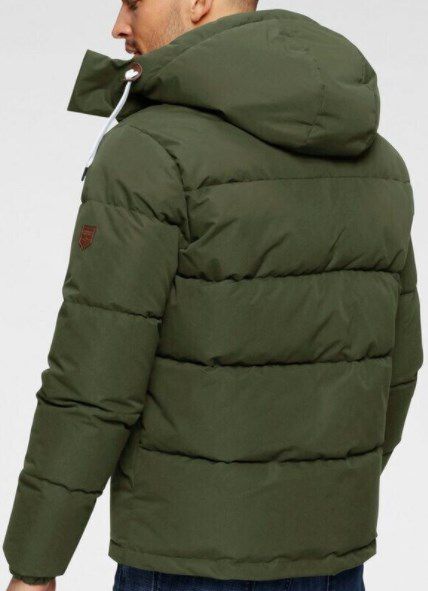 Jack & Jones Steppjacke EFDEY PUFFER JACKET in Olive Grün ab 19,99€ (statt 42€)   S