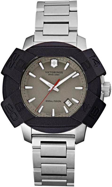 Victorinox 241739 A   I.N.O.X. Herrenuhr für 199,20€ (statt 249€)