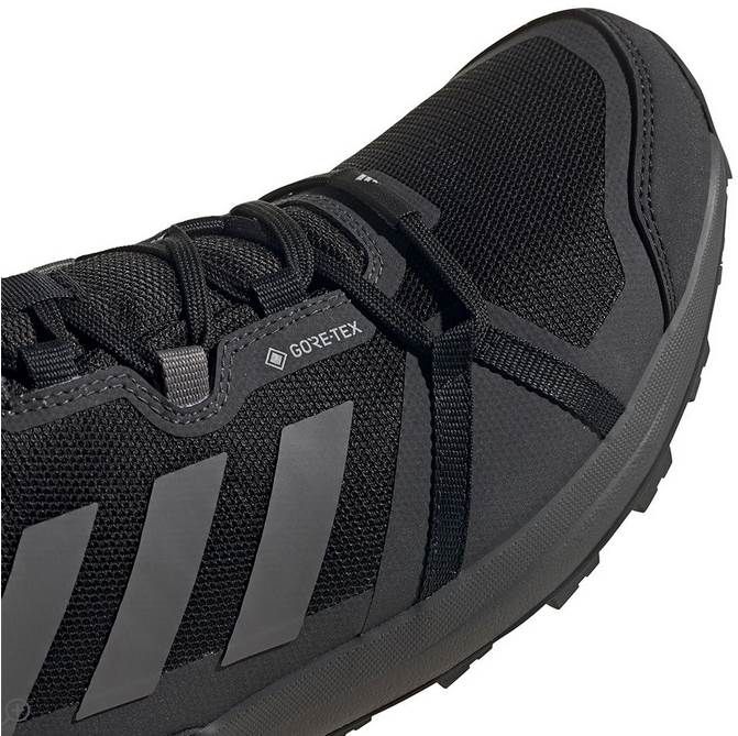 adidas Skyhiker GORE TEX Wanderschuhe in Schwarz ab 71,99€ (statt 97€)