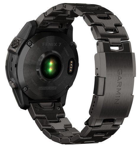 Garmin fenix 7 Sapphire Solar Titan Smartwatch (47mm) mit GPS für 767€ (statt 919€)