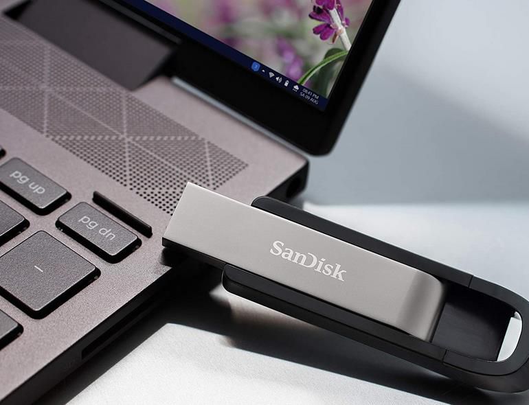 SanDisk Extreme Go 256 GB USB 3.2 Typ A USB Stick für 39,90€ (statt 52€)