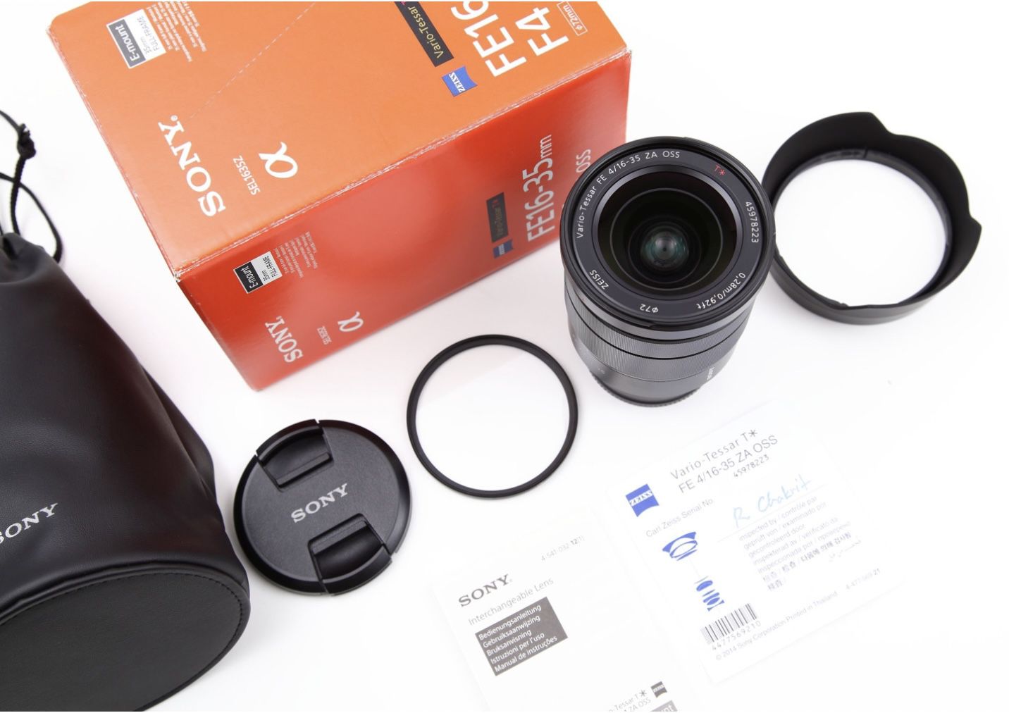 Sony SEL 1635Z Zeiss f4 ZA OSS 16 35 mm Weitwinkel Zoom Objektiv für 798,05€ (statt 900€)