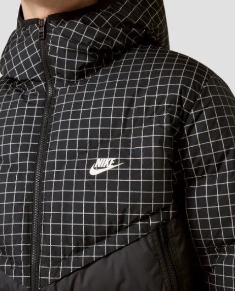 Nike Sportswear Storm FIT Windrunner Jacke für 144,49€ (statt 170€)