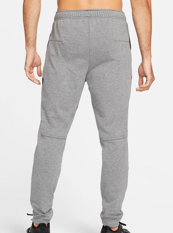 Nike Therma FIT Herren Trainingshose für 41,97€ (statt 64€)